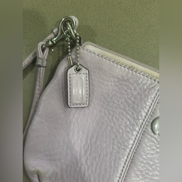 VINTAGE Coach Wristlet | RARE - Picture 5 of 10